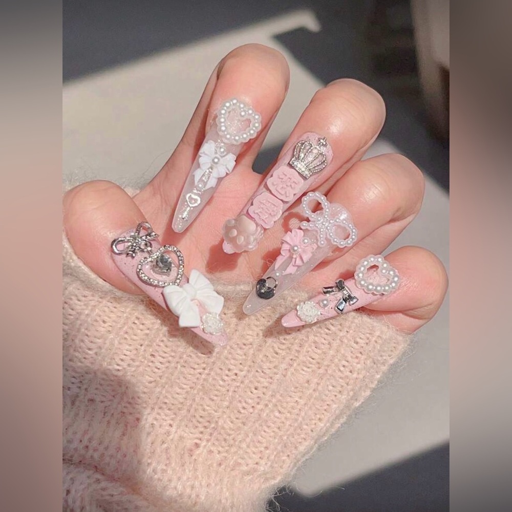 New Arrivals! 3D Press-On Nail Set